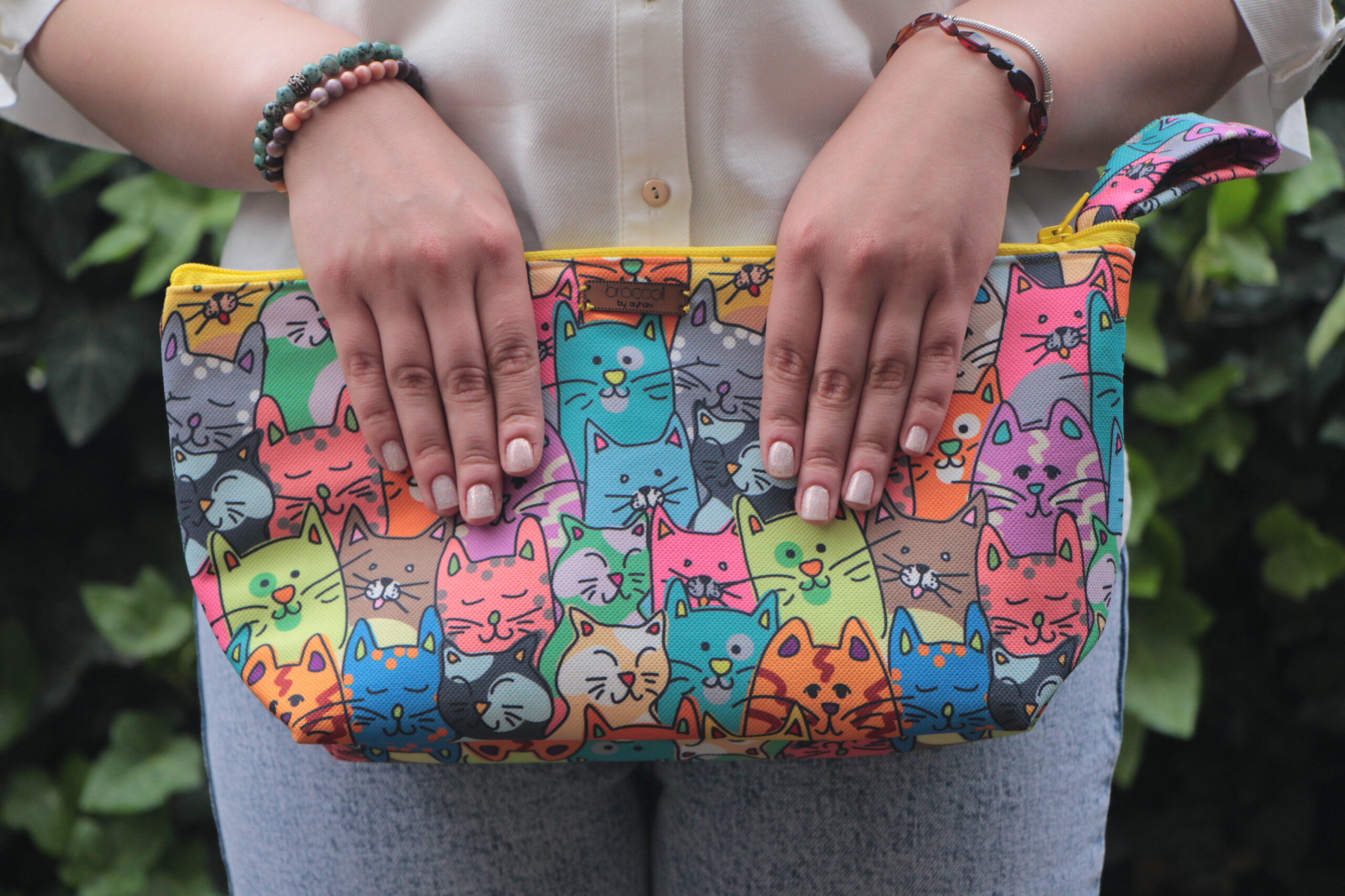 Clutch çanta, ideal boyutlar.